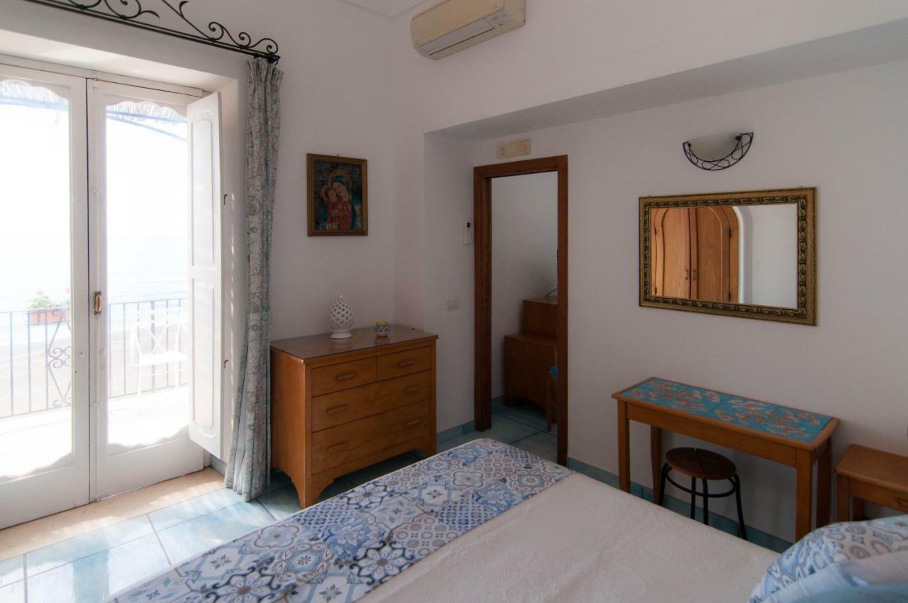 Casa Il Capriccio, Spiaggia Grande Positano Villa Luaran gambar