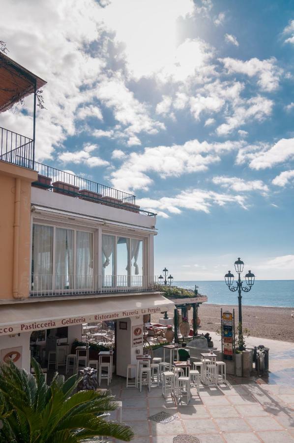 Casa Il Capriccio, Spiaggia Grande Positano Villa Luaran gambar