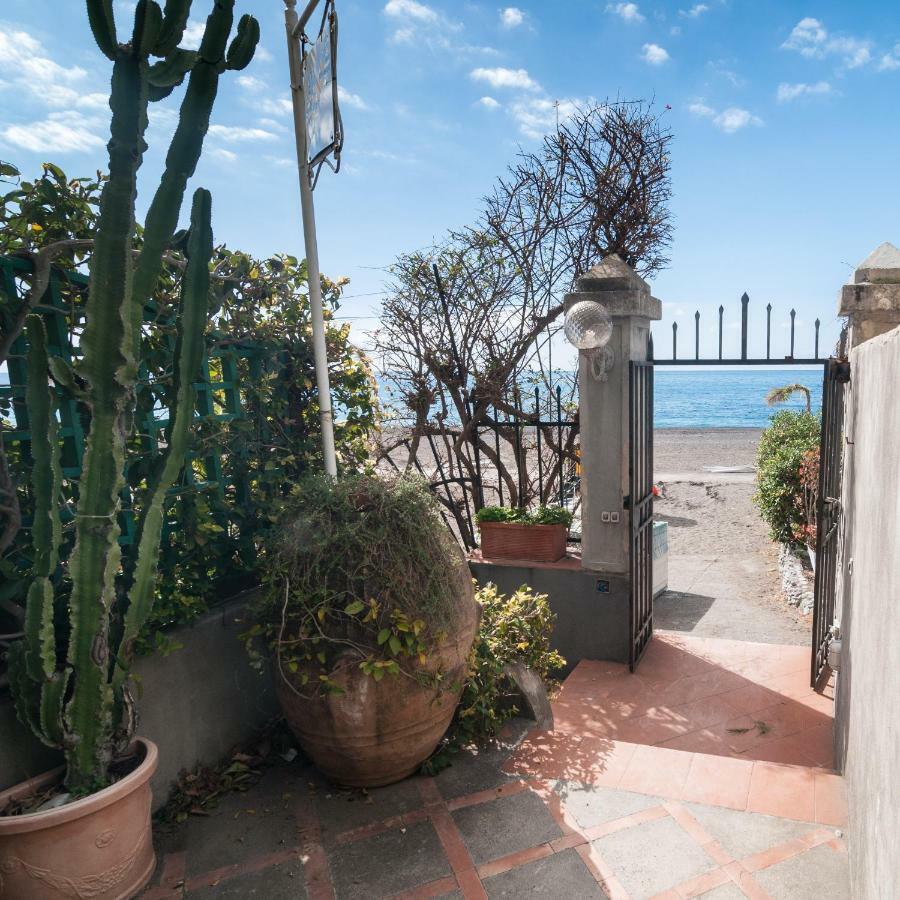 Casa Il Capriccio, Spiaggia Grande Positano Villa Luaran gambar